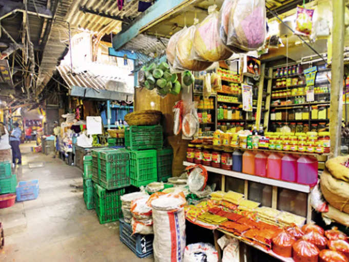मुंबई में क्रॉफर्ड मार्केट - Crawford Market in Mumbai in Hindi