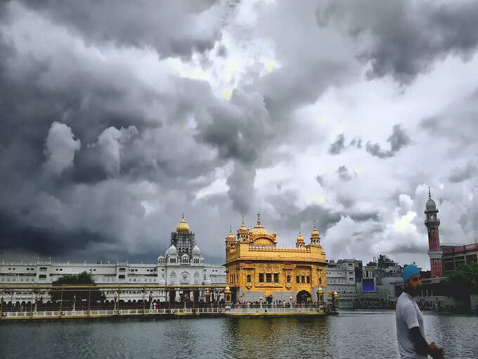 पंजाब में स्वर्ण मंदिर - Golden Temple in Punjab in Hindi