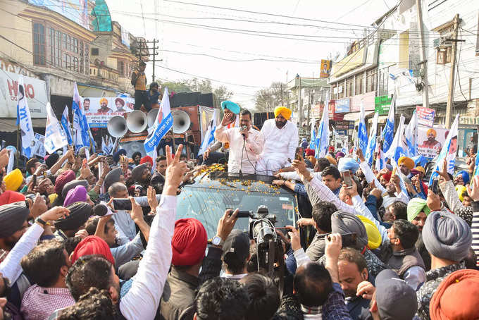 Delhi CM and AAP convener Arvind Kejriwal with Bhagwant Mann