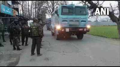 Jammu Kashmir Encounter: देर रात सुरक्षाबलों और आंतकियों के बीच मुठभेड़, 4 आतंकी ढेर