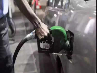 Petrol-Diesel Price: हे भगवान.. पेट्रोल में 77 और डीजल में 55 रुपये का उछाल, IOC के बाद अब इस कंपनी ने लगाई कीमतों में आग, जानिए भाव