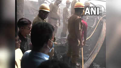 12 घंटे बाद भी उठता रहा धुआं, सबकुछ जलकर हुआ खाक.. कोलकाता लेदर फैक्ट्री आग की जांच के लिए हाई पावर कमिटी गठित