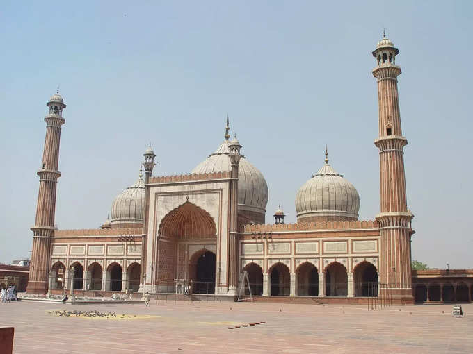 दिल्ली के जामा मस्जिद में किए गए हमले - Attacks in Jama Masjid in Delhi in Hindi