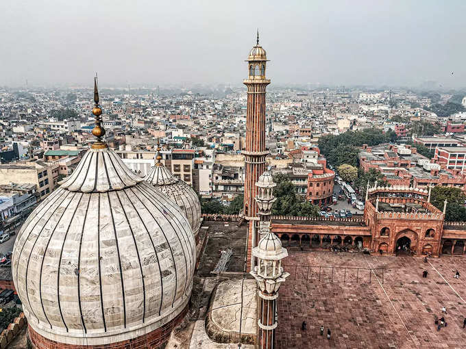 दिल्ली के जामा मस्जिद को बनाने की कीमत - Cost of Jama Masjid in Delhi in Hindi