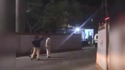 Indore News : इंदौर में पुलिस का अमानवीय चेहरा, कपड़े उतारकर युवक को पीटा, तीन सस्पेंड
