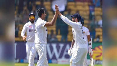 IND vs SL: अनस्टॉपेबल अश्विन, भारतीय ऑफ स्पिनर ने विकेट लेने के मामले में एक और दिग्गज को पछाड़ा