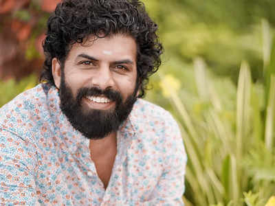 ഞാന്‍ മാനസികമായി തളര്‍ന്ന് നില്‍ക്കുന്ന സമയമായിരുന്നു അത്, അതുകൊണ്ട് സംഭവിച്ച് പോയതാണ്; ജാഡയാണോ എന്ന് ചോദിച്ചയാളോട് ദേഷ്യപ്പെട്ട സംഭവത്തെ കുറിച്ച് സണ്ണി വെയിന്‍