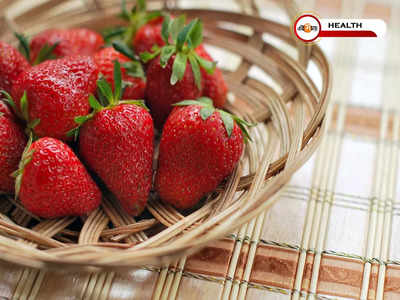 Strawberries Health Benefits: দিনে কয়েকটি স্ট্রবেরি মুখে পুরে নিন! দূরে থাকবে অনেক গুরুতর রোগ