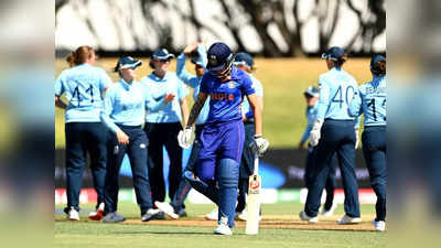 INDW vs ENG WC 2022 Highlights: झूलन गोस्वामी ने रचा इतिहास, पर भारत की 112 गेंद शेष रहते करारी हार, इंग्लैंड ने खोला खाता