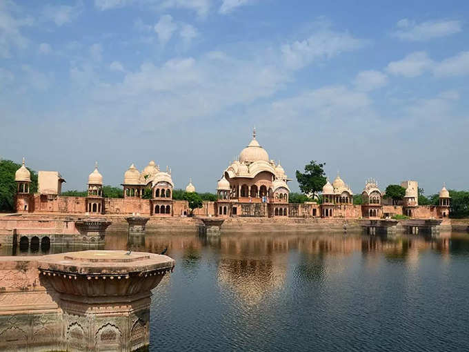 दिल्ली के पास मथुरा - Mathura near Delhi in Hindi