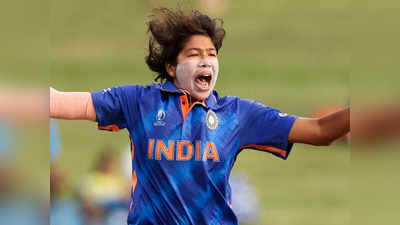 ইংল্যান্ডের কাছে Team India হারলেও Jhulan Goswami-র রেকর্ড অব্যাহত