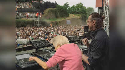 आत्मनिर्भर आजी! पाहा १०२ वर्षांची महिला कशी वाजवतेय DJ
