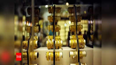 Gold Silver Price Today: గుడ్ న్యూస్.. పడిపోతూనే వస్తున్న బంగారం ధరలు.. వెండిదీ ఇదే దారి