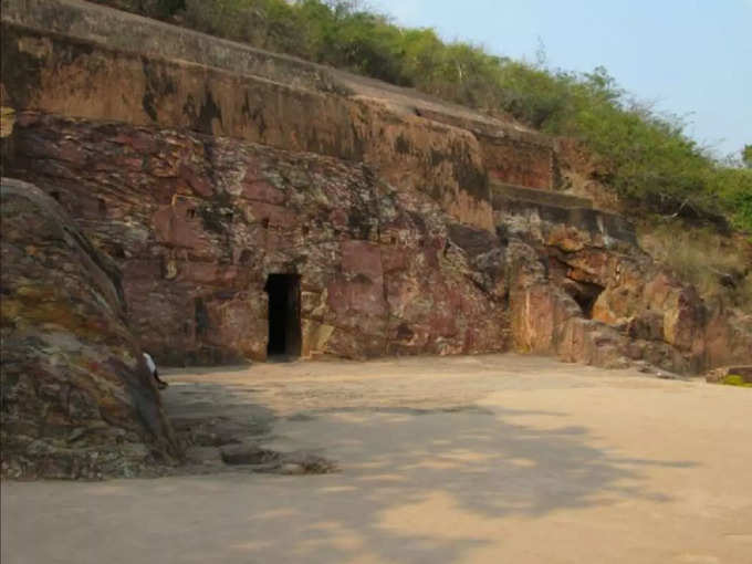 बिहार की सोन भंडार गुफा -