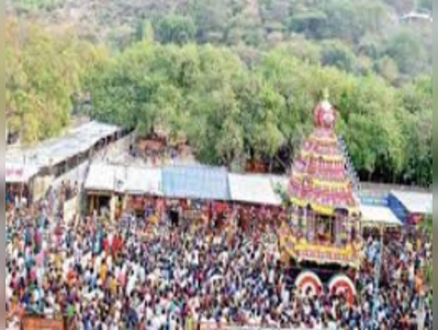 பழனி முருகன் கோவில் பங்குனி தேரோட்டம்; அரோகரா கோஷத்தில் தவழ்ந்து வந்த முருகன்!