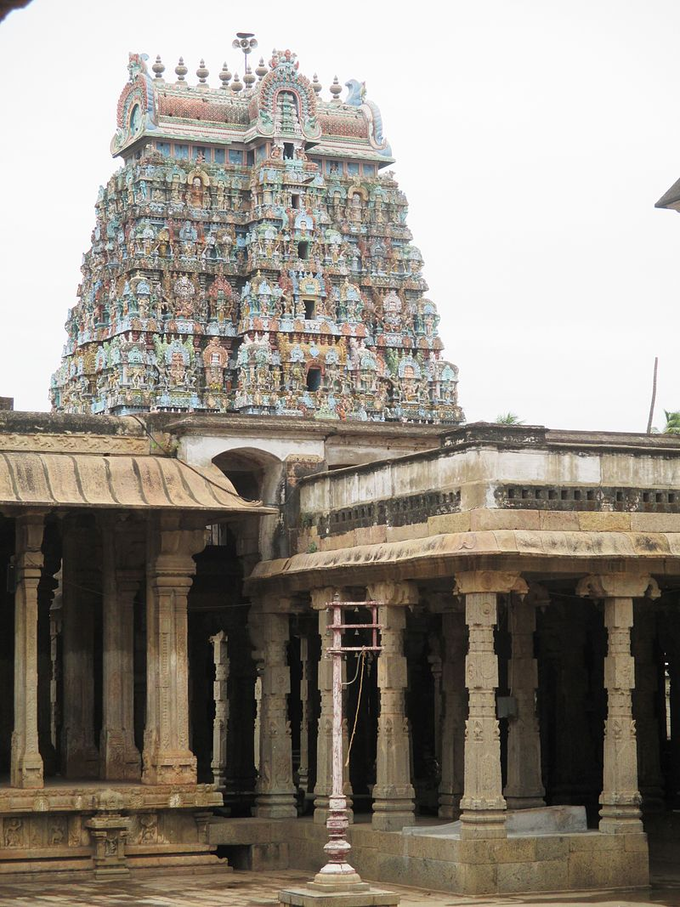 Shri Jambukeshwara Temple