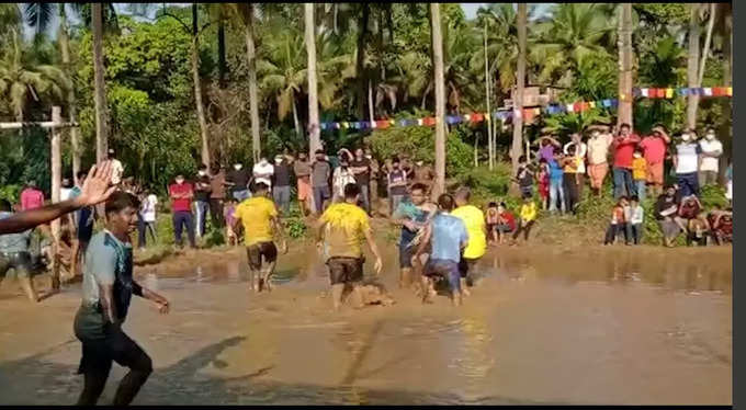 ​ജനങ്ങളും പോലീസും...