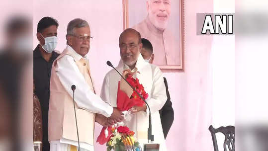 Manipur CM Oath Ceremony: एन बीरेन सिंह ने ली शपथ, लगातार दूसरी बार बने मण‍िपुर के सीएम