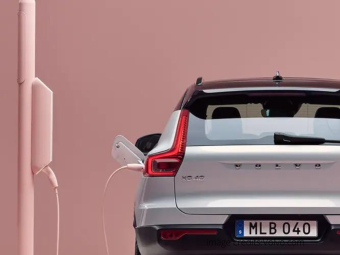 Volvo XC40 Recharge cahrge