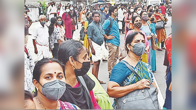 ബസ് ഉടമകളെ ചർച്ചയ്ക്ക് വിളിച്ചില്ല; സ്വകാര്യ ബസ് സമരം തുടരുന്നു