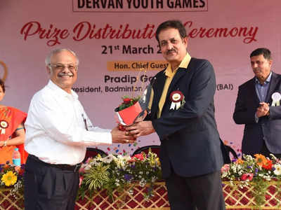 Dervan Youth Games 2022 : डीवायजी २०२२च्या समारोप समारंभाला प्रदीप गंधे यांनी केले खेळाडूंना मार्गदर्शन