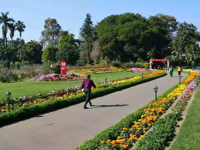 नोएडा के पास बॉटनिक गार्डन ऑफ इंडियन रिपब्लिक - Botanic Garden of Indian Republic near Noida in Hindi