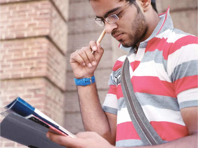 ಬೆರಳಚ್ಚು- ನಕಲುಗಾರರು(Typewriters exam pattern and  Selection Process )