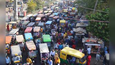 दिल्ली से आने वाली ऐम्बुलेंस सरहौल में फंस रही, गुरुग्राम के ट्रैफिक ने लोगों को किया परेशान
