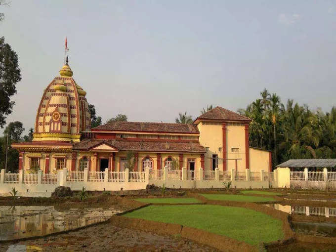 ब्रह्मा करमाली मंदिर, पणजी - Brahma Karmali Mandir, Panaji