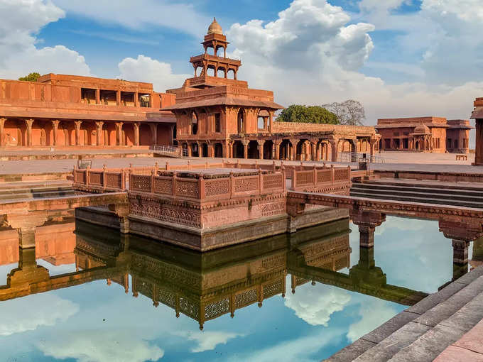 दिल्ली के पास फतेहपुर सीकरी - Fatehpur Sikri near Delhi in Hindi