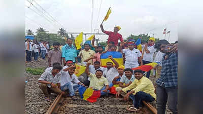 வன்னியர் இட ஒதுக்கீடு செல்லாது: உச்ச நீதிமன்றம் பரபரப்பு தீர்ப்பு!