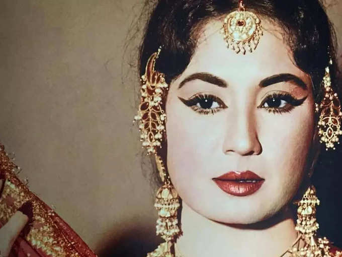 tragedy queen Meena Kumari 3