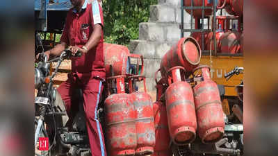 Gas Cylinder Price: బాదుడే బాదుడు.. భారీగా పెరిగిన గ్యాస్ సిలిండర్ ధర.. ఈరోజు నుంచే పెంపు