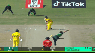 Pakistan vs Australia: देखें वीडियो- फिंच को कुछ समझ ही नहीं आया, पहली ही गेंद पर शाहीन शाह अफरीदी ने दिखाई पविलियन की राह