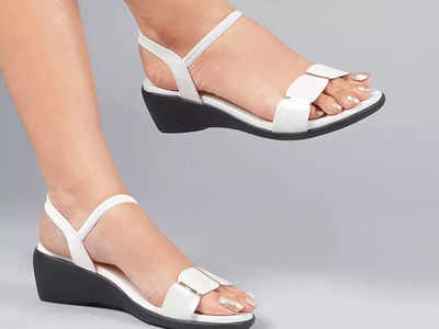 Flat Women Sandals: ये हैं लेडीज सैंडल्स के 5 सबसे शानदार विकल्प, इनका ट्रेंडी लुक लूट लेगा महफिल