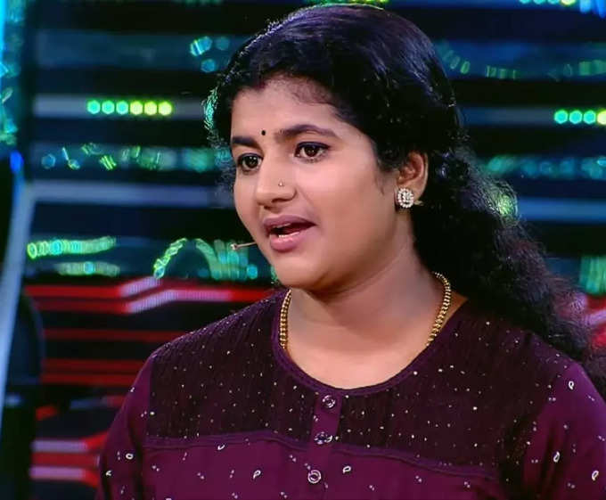 അമ്മ ജീവിച്ചിരുപ്പുണ്ട്