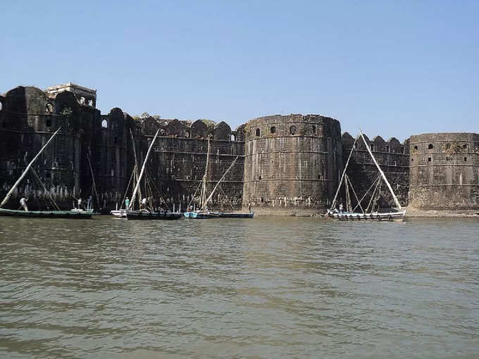 मुरुद जंजीरा किला - Murud Janjira Fort in Hindi
