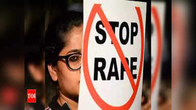 Rape: మైనర్ బాలికను గర్భవతిని చేసిన సర్పంచ్.. వరంగల్‌లో దారుణం