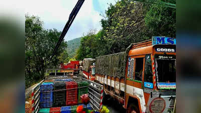 ஈரோட்டில் வாகனங்கள் செல்ல மறுப்பு! மூன்றாவது நாளாக தொடரும் வாகன நெரிசல்!!