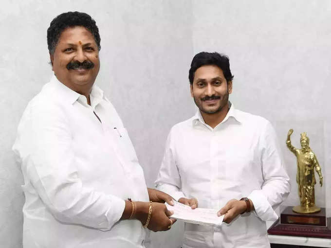 కారుమూరి నాగేశ్వరరావు