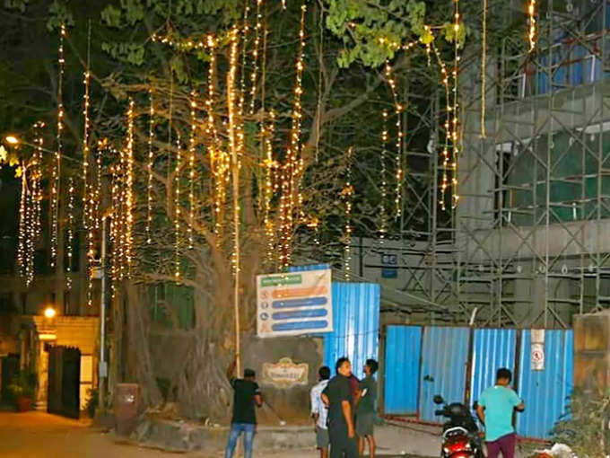 Lighting trail at Krishnaraj bungalow in Bandra