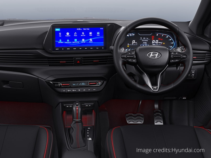 Hyundai Venue INT