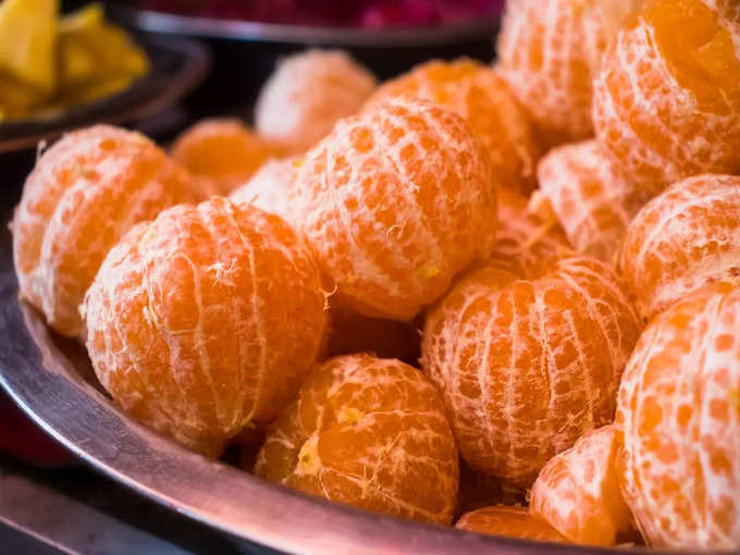 कमजोर हड्डियों के लिए क्या करें- संतरा खाएं