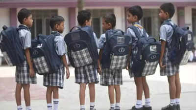 Schools Fees Hike: यूपी सरकार ने प्राइवेट स्कूलों को दी 10 फीसदी फीस बढ़ाने की छूट, दिल्ली में भी विरोध जारी