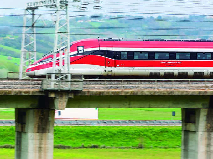 ಫ್ರೆಸಿಯರೊಸ್ಸಾ 1000: 245 mph