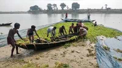 Kushinagar News: नाव से खेती करने जा रहे थे 10 लोग, डूबने से हुआ बड़ा हादसा, 3 की मौत, मृतकों को 4 लाख का मुआवजा