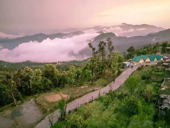 उत्तराखंड में चौकोरी - Chaukori in Uttarakhand in Hindi