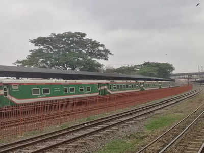 Train Strike: ‘স্তব্ধ’ বাংলাদেশ! গোটা দেশে বন্ধ ট্রেন চলাচল