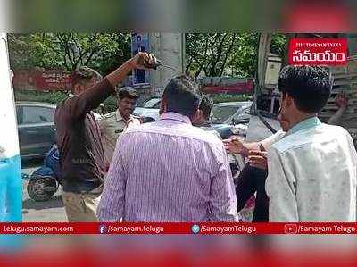 మెట్రో పిల్లర్‌ను ఢీ కొట్టిన ఆర్టీసీ బస్సు