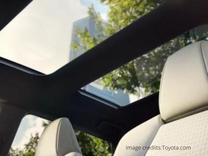 Toyota BZ4X SUNroof